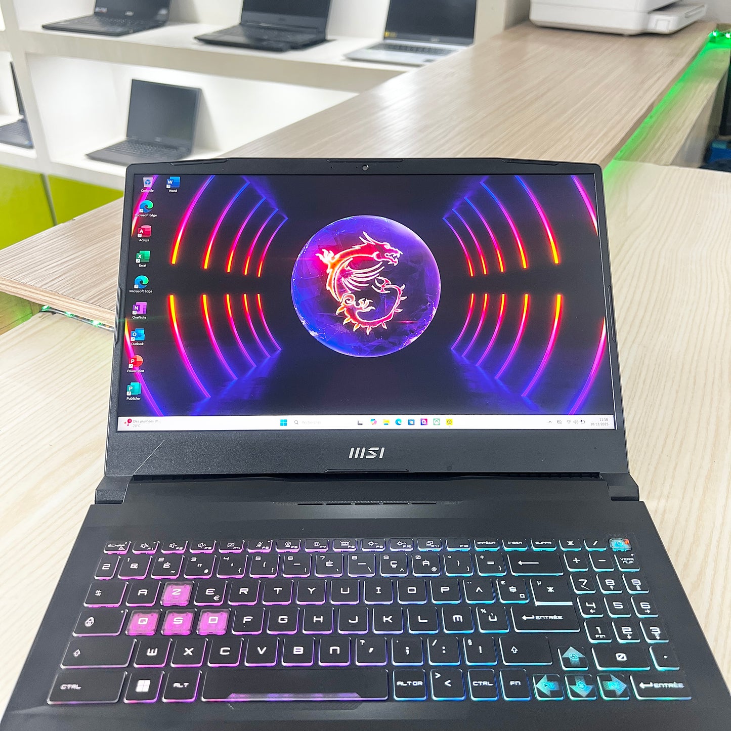 Gamer MSI PULSE 15 B13V
-  Core i7-13ème Génération - RTX 4070 8Go dédiée - 16Go DDR5 - 512Go SSD - 15,6"FHD 239Hz