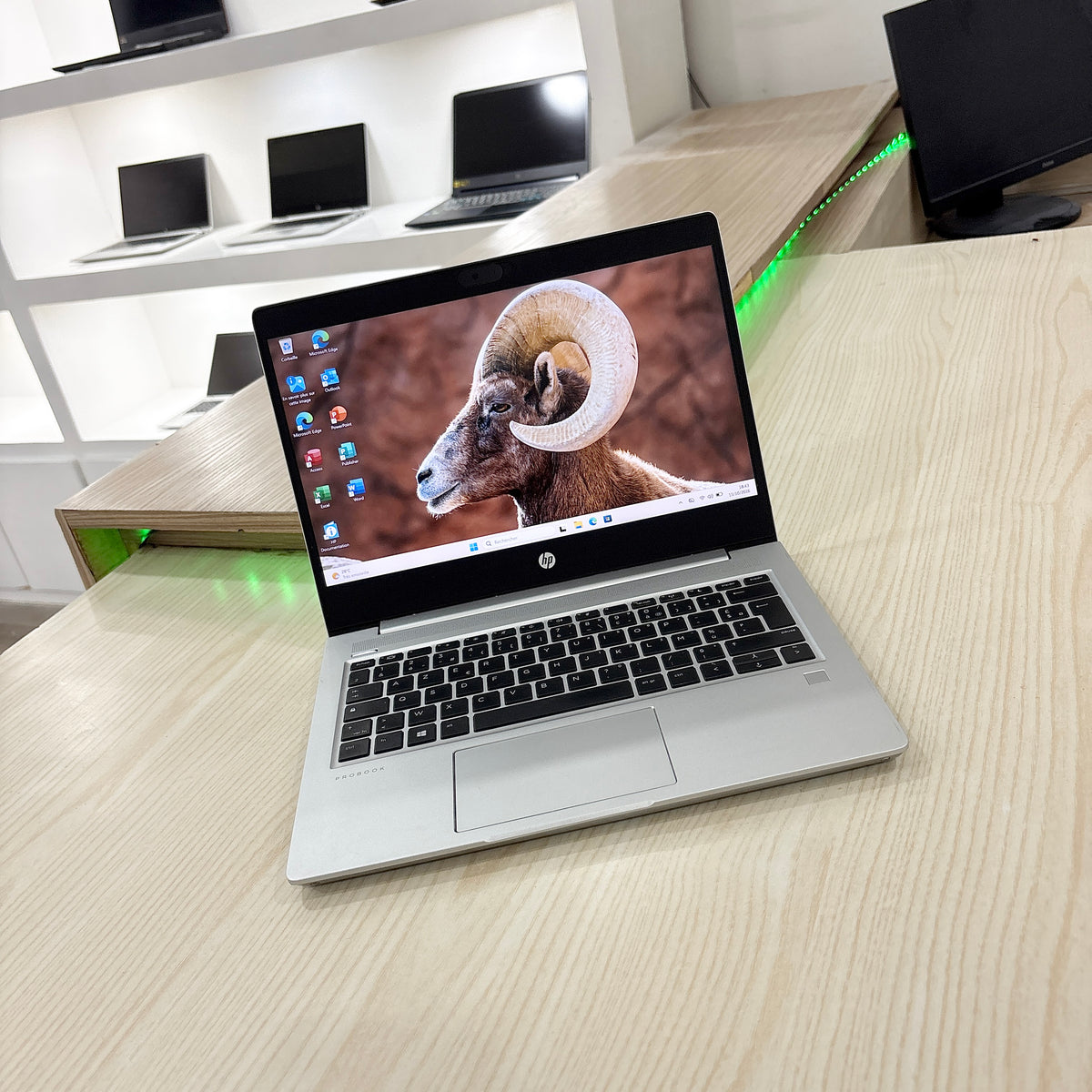 Hp Probook 430 G7 – i7 10e / 16Go RAM / 512Go SSD / écran 13,3" FHD