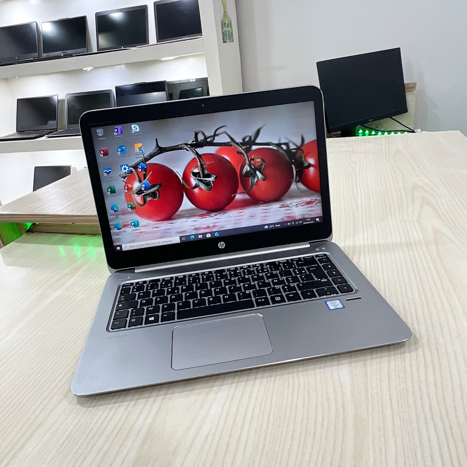 HP EliteBook folio 1040 G3 - Core i5-6ème - 08Go DDR4 - 256Go SSD - 14" FHD - Mon Ordi