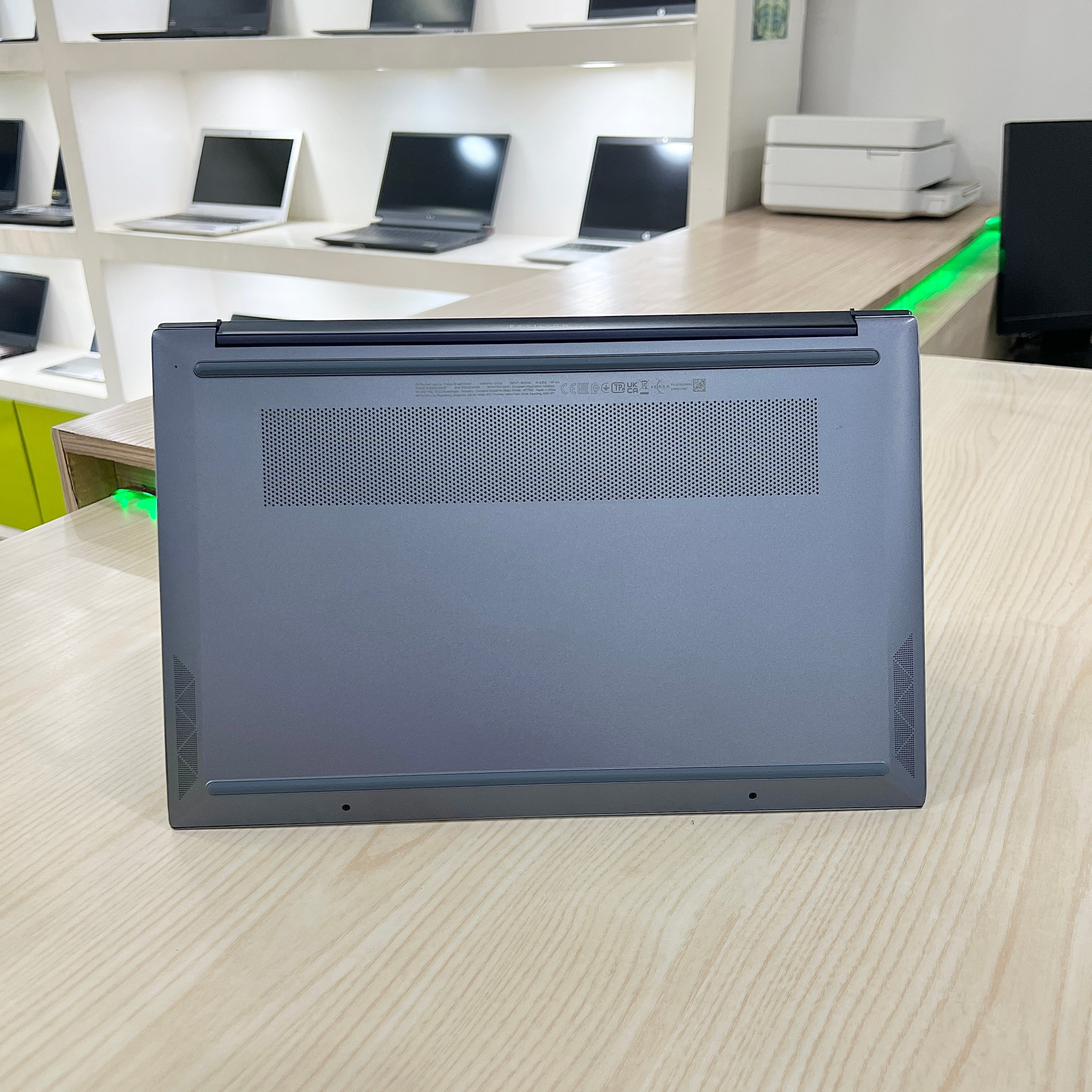 Hp pavilion laptop 15-eg2xxx
 - Core i5-12ème génération - 512Go SSD - 16Go DDR4 - 15,6