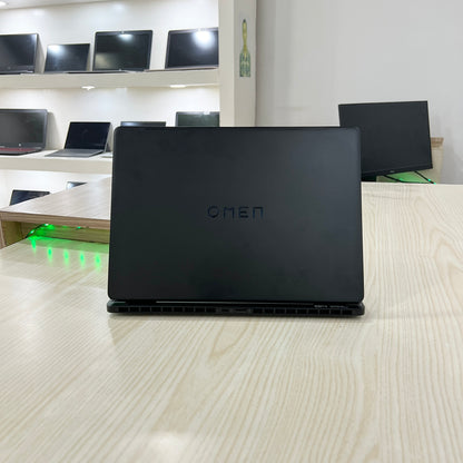 Gamer Hp Omen Transcend 14-fb0xxx -  Intel Core Ultra 9 185H RTX 4060 8Go dédiée , 32Go DDR5, 1 Téra SSD, 14" 3k Oled 120Hz