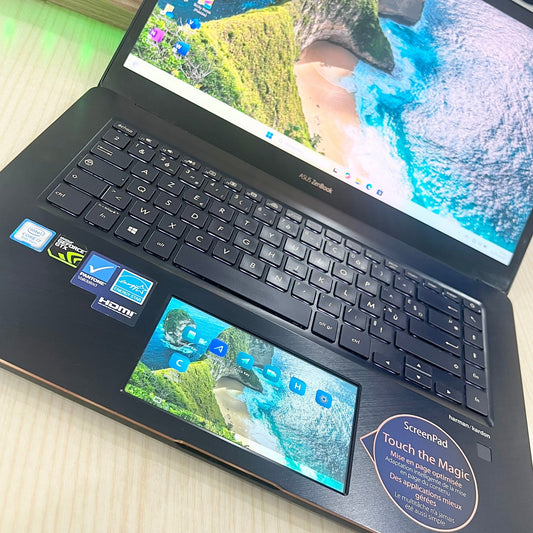 Gamer Asus zenbook Pro Core i7-8ème - Nvidia GTX 1050 4Go dédiée - 16Go DDR4 - 512Go SSD - 15,6"4K & screenpad 5,5" LCD