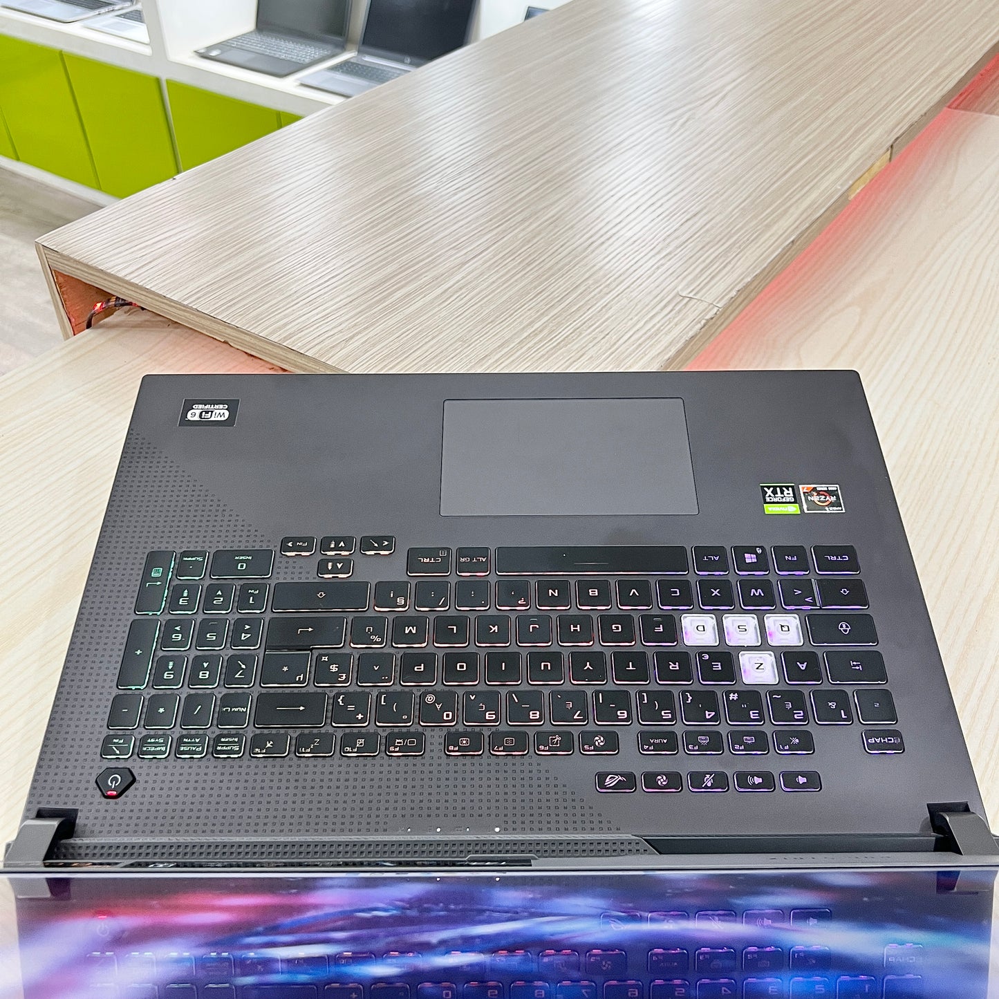 Gamer Asus Rog Strix G713IE-  Amd Ryzen 7 4800H (core i7-10ème génération) - RTX 3050 Ti 4Go dédiée - 16Go DDR4 - 512 SSD - 17,3"FHD 144Hz