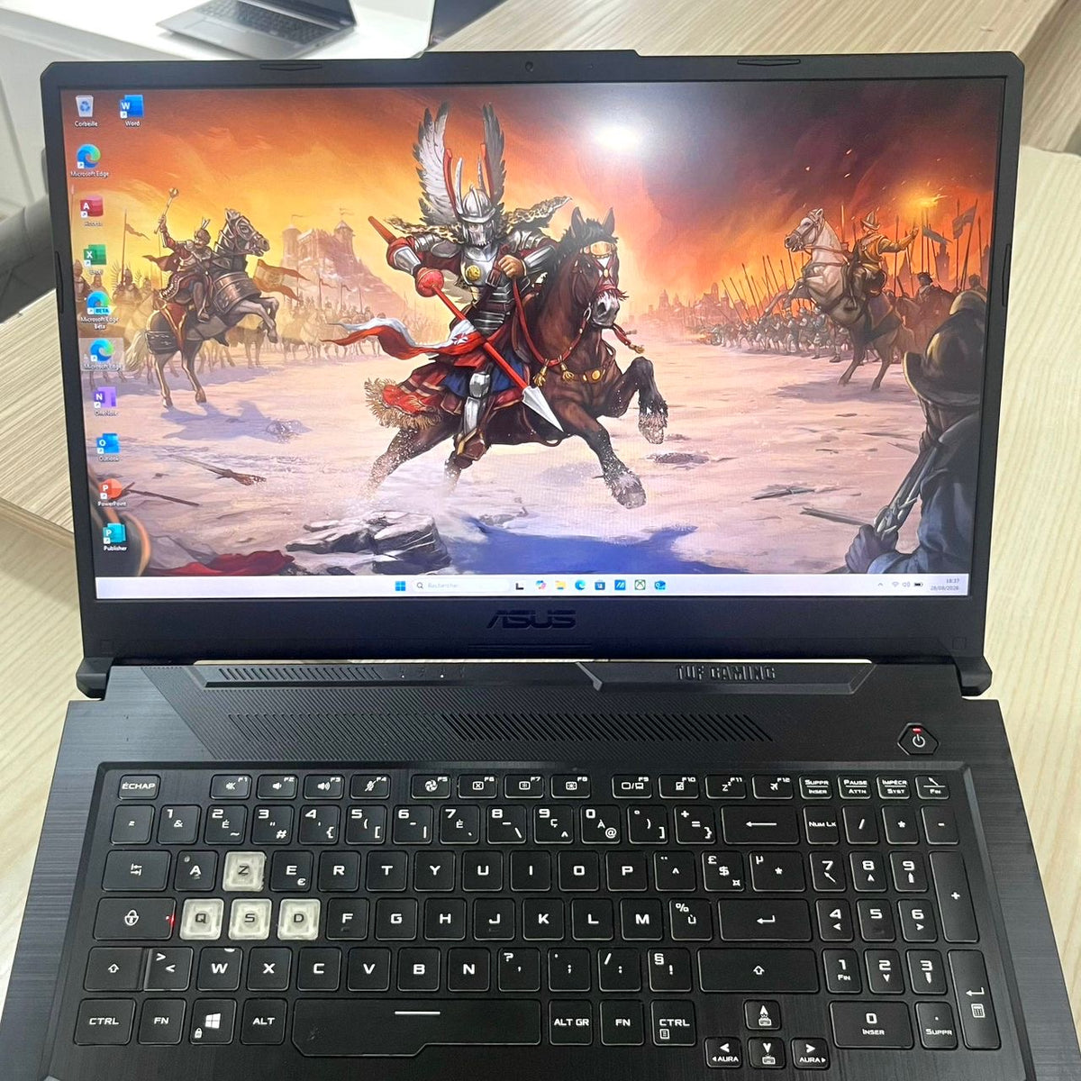 Asus TUF F17 FX706HC – i5 11ème génération / Nvidia GeForce RTX 3050 4Go dédiée/ 16Go RAM / 512Go SSD / ecran 17" FHD 144Hz