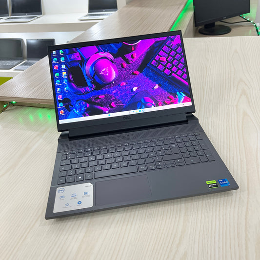 Gamer Dell G15 5530 - Core i7-13ème Génération - RTX 4060 8Go dédiée - 16Go DDR4 - 1 Téra SSD - 15,6" 240Hz