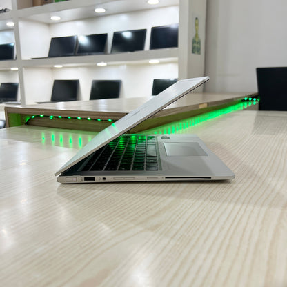 HP EliteBook x360 1030 G2 - Core i5-7ème - 08Go DDR4 - 512Go SSD - 13,3" FHD Tactile & pliable à 360°