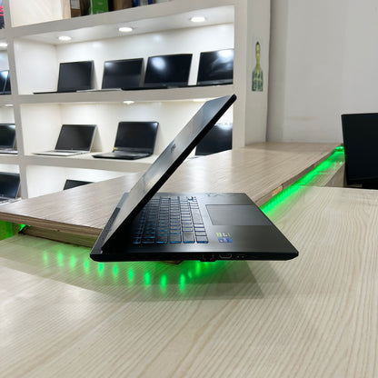 Gamer Gigabyte A16 CVH Core i7-13ème Génération RTX 5060 8Go, 16Go DDR5, 1 Téra SSD, 16" 165Hz