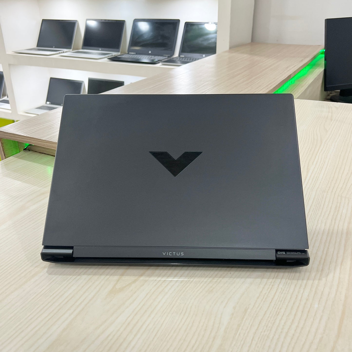 Gamer HP victus laptop 16-fa1xxx Core i5-12ème Génération RTX 4050 6Go, 16Go DDR4, 512GB SSD, 15,6" 144Hz