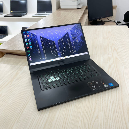 Gamer Asus TUF Dash F15  -  Core i5-11ème Génération - RTX 3060 6Go dédiée - 16Go DDR4 - 512Go SSD - 15,6" 144Hz