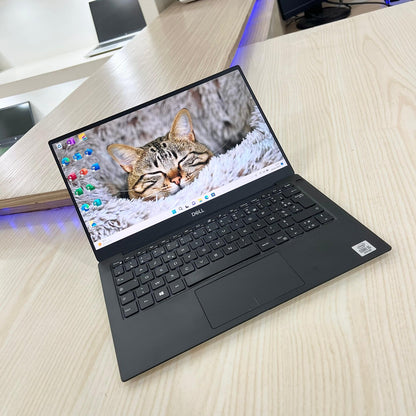DELL XPS 13 7390 - Core i5-10ème - 8Go DDR4 - 256Go SSD - 13,3" FHD - Haut de gamme